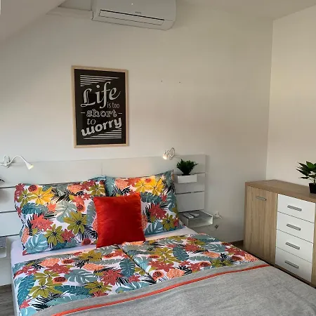 Diamond Apartment