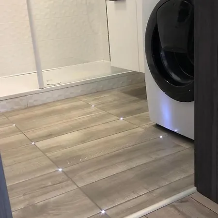 Diamond Apartment *